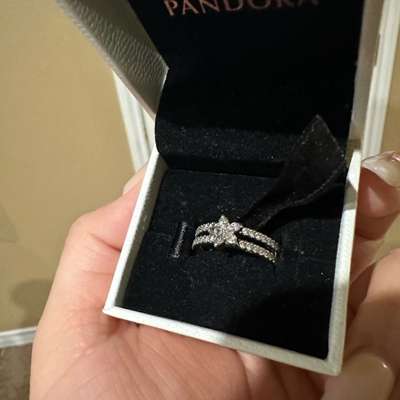 Pandora snowflake ring size 56/7.5 - Picture 3 of 3